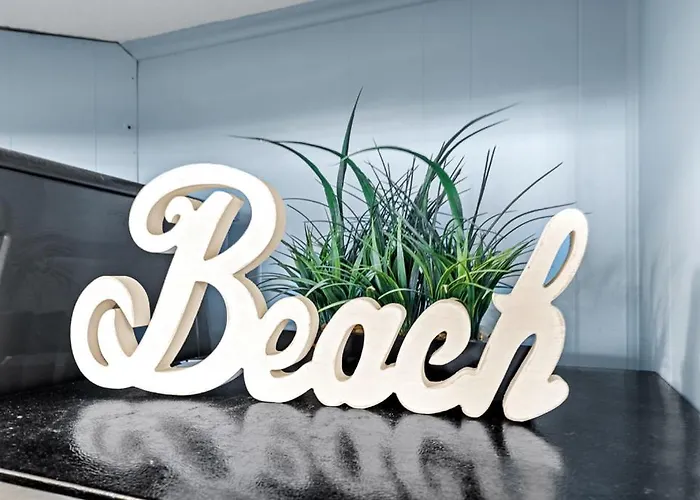 Ocean Block 3-bedroom With Panoramic Views In Ocean *